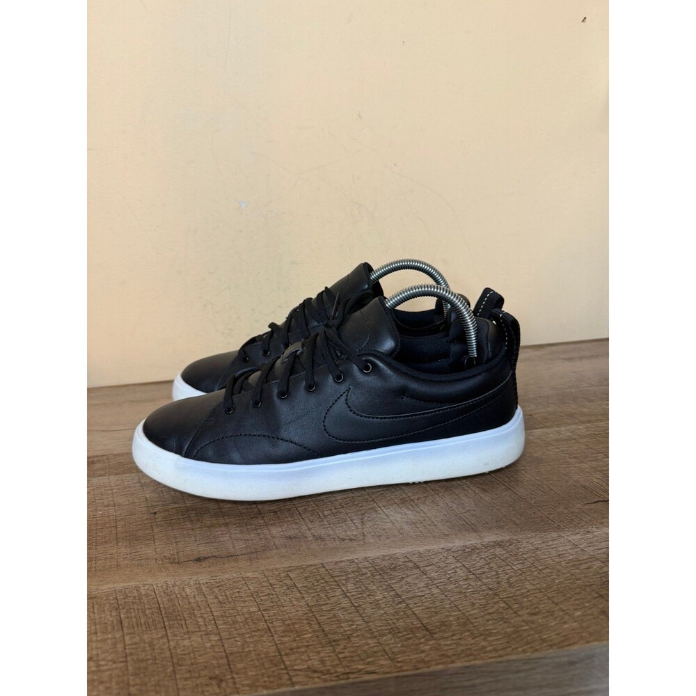 black Nike Course Classic Men's Golf Shoes sizes 8.5